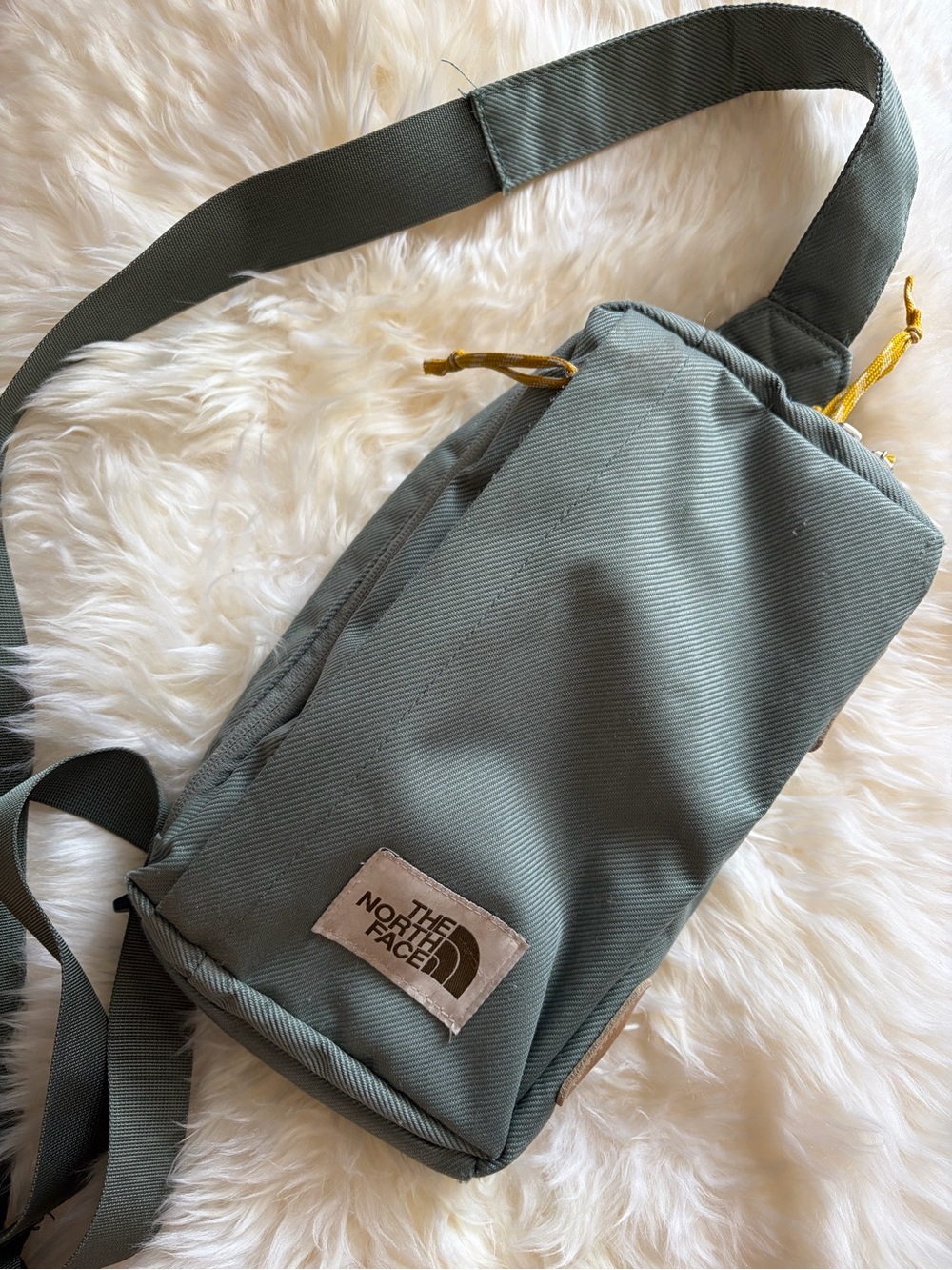 The North Face Berkeley Field Bag Sling
